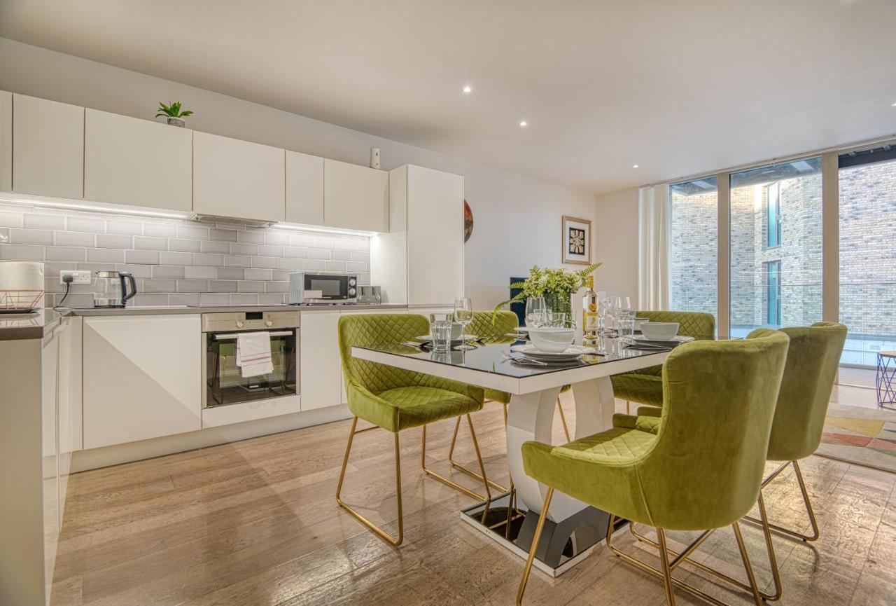 Austin David Apartments Royal Wharf London Exterior foto